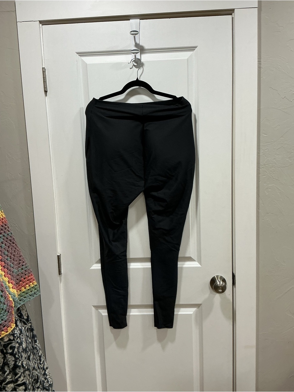 NEW WITH TAGS SKIMS body BUTT lifting legging’s XL